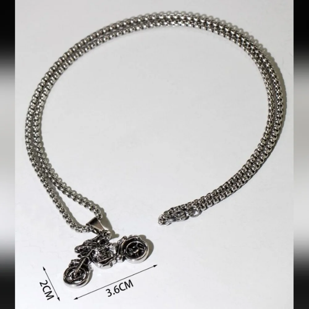 NEW Awesome Motorcycle Silver Necklace - PRESENT GIFT MEN GUYS LADIES - Picture 6 of 7